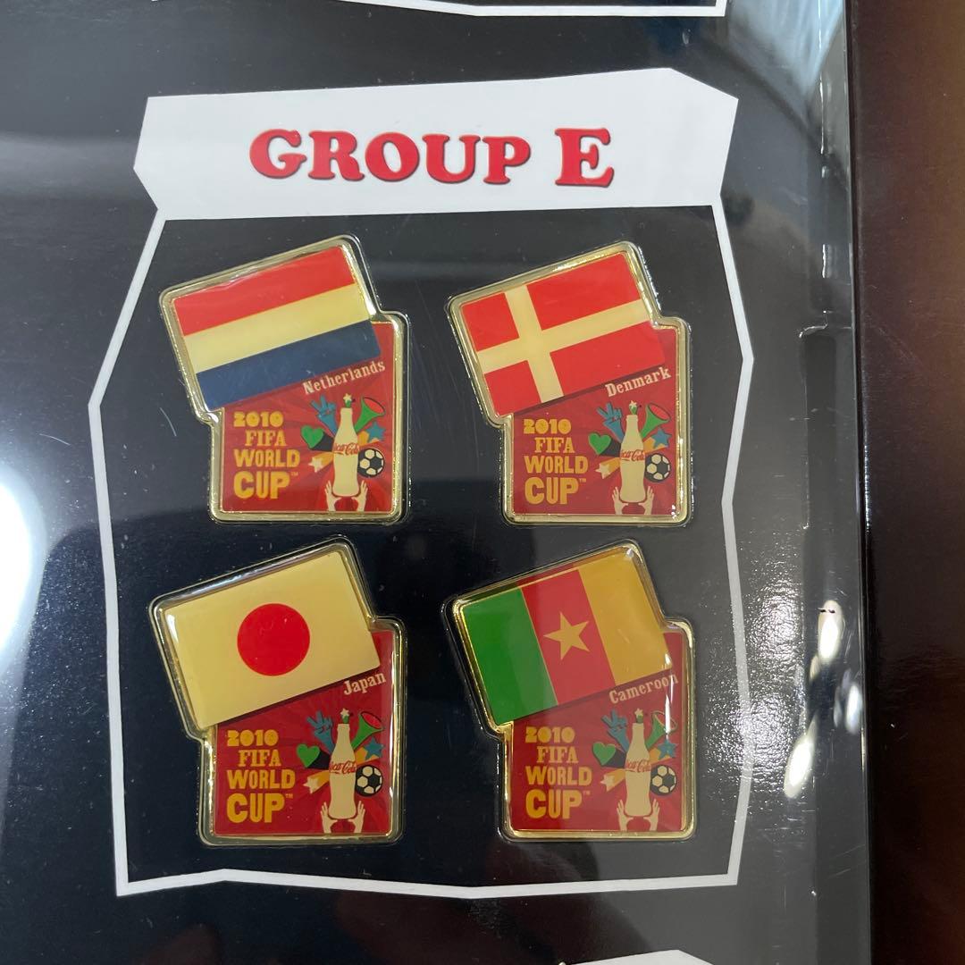2010FIFA ワールドカップ出場国ピンズコレクション　コカコーラオリジナル