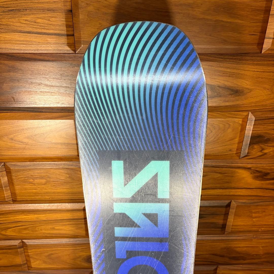 美品 22-23 Salomon スノーボード GRAIL 125 子供 キッズ