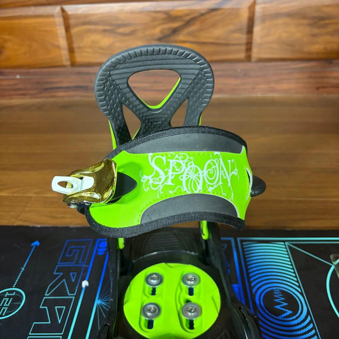 美品 22-23 Salomon スノーボード GRAIL 125 子供 キッズ