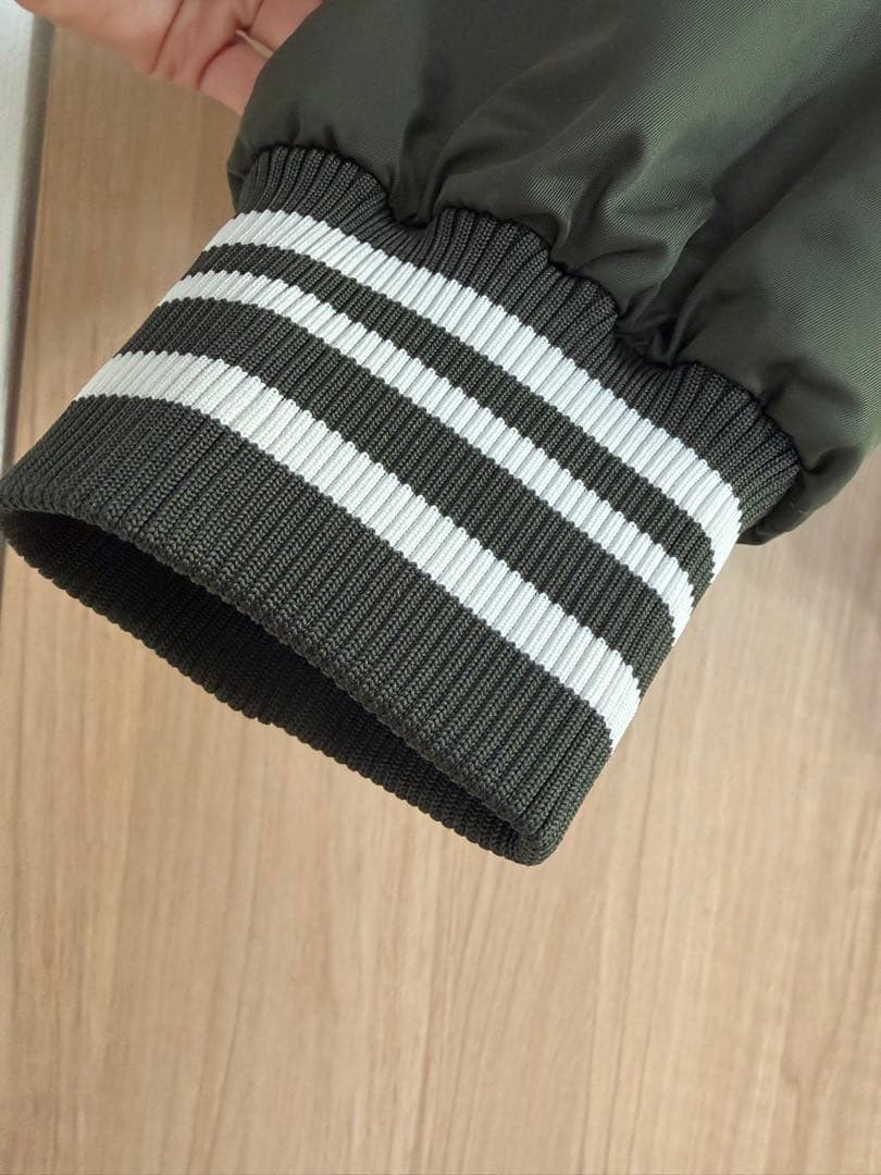 Maison Bibiy フード付きスタジャン