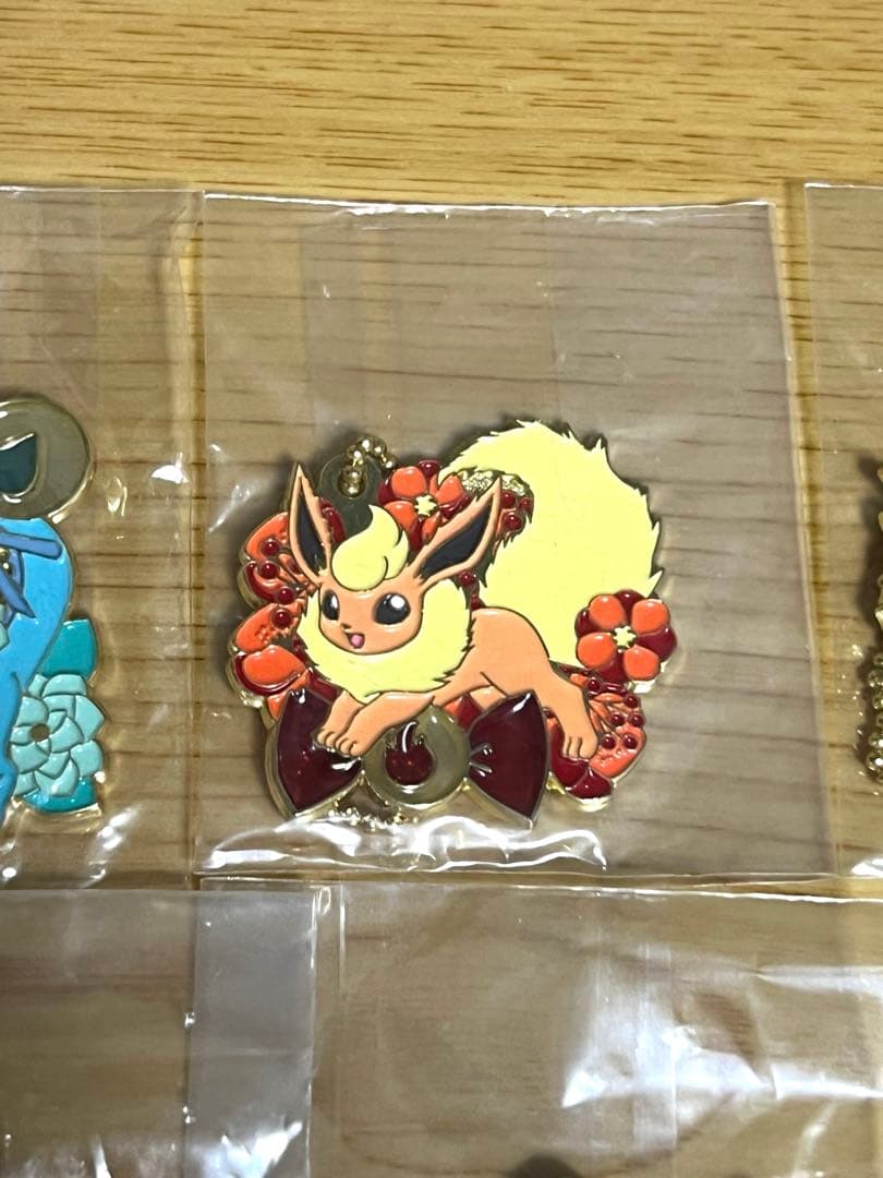 レア‼️ ブイズ　Candy メタルチャーム　キーホルダー　ポケモン　一番くじ