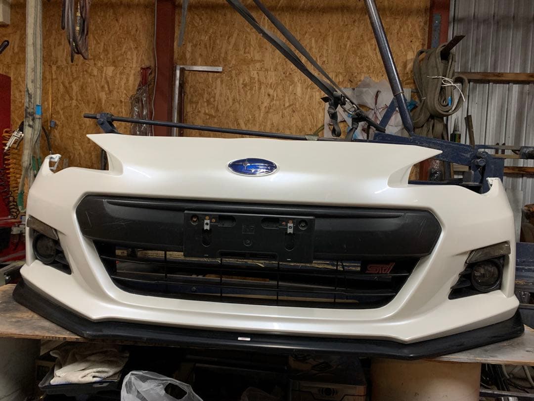 スバル　brz zc6 フロントバンパー　stiリップスポイラー