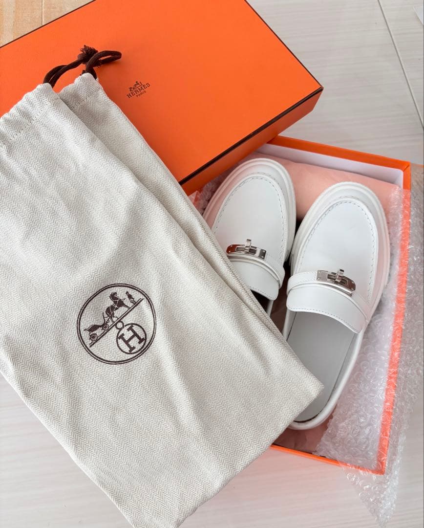 36.5 HERMES ホワイトレザー ローファー モカシン　ケリー　金具