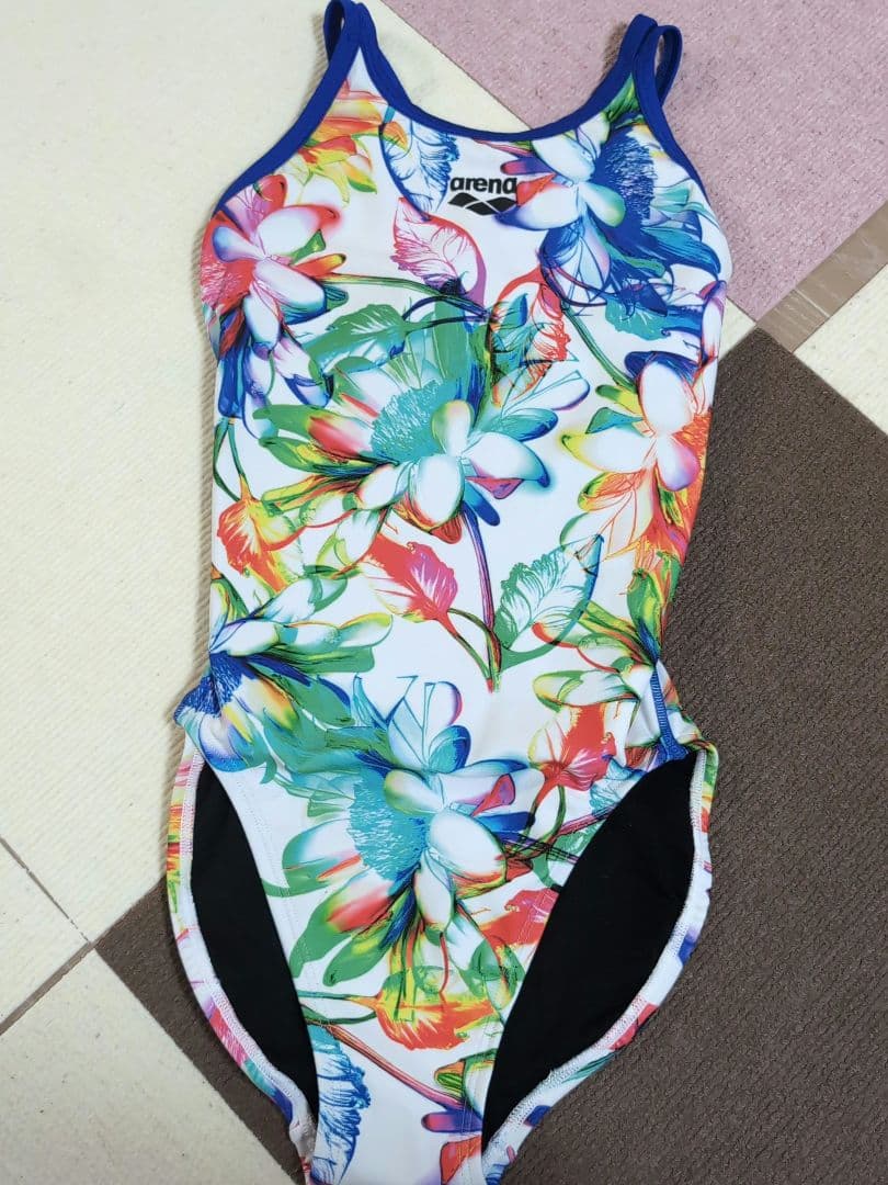 arena タフスーツ