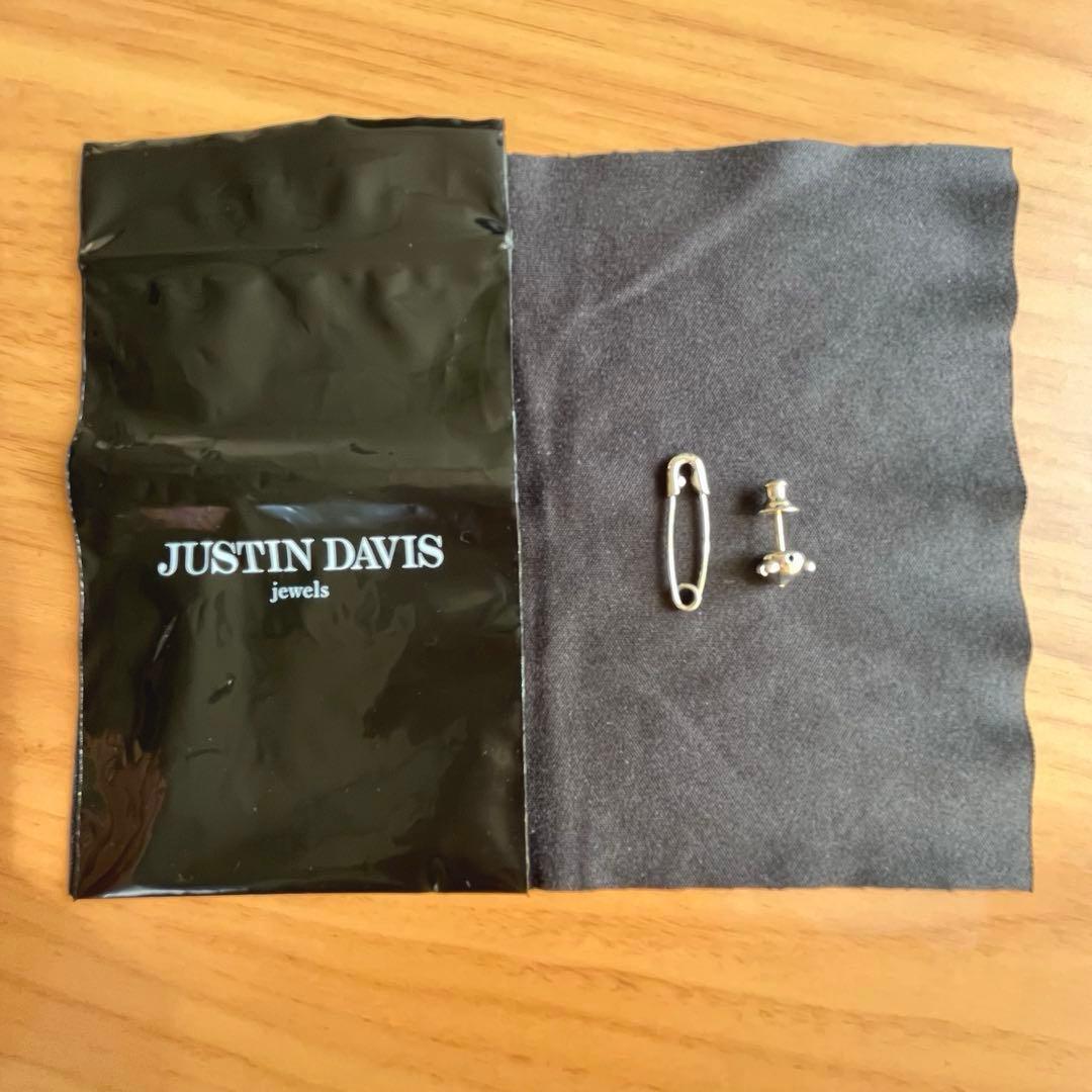 Justin Davis ピアス