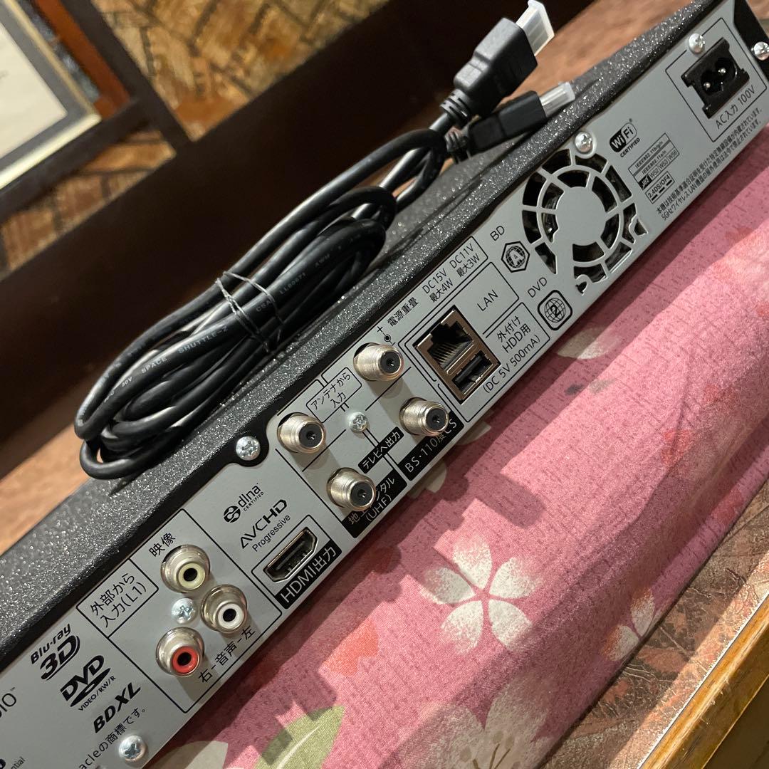 シャープBD-NW1100 12倍1000GB 2番組W録　新品リモ等付フル装備