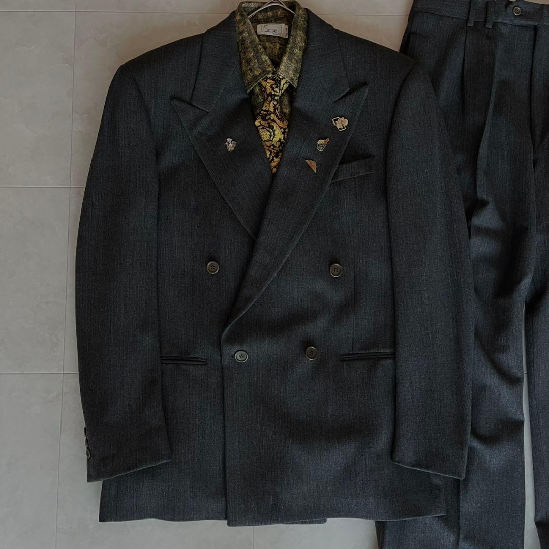 極美品✨豪華５点セット✨イタリア製ダブルスーツVERSACEネクタイ　ピンズ