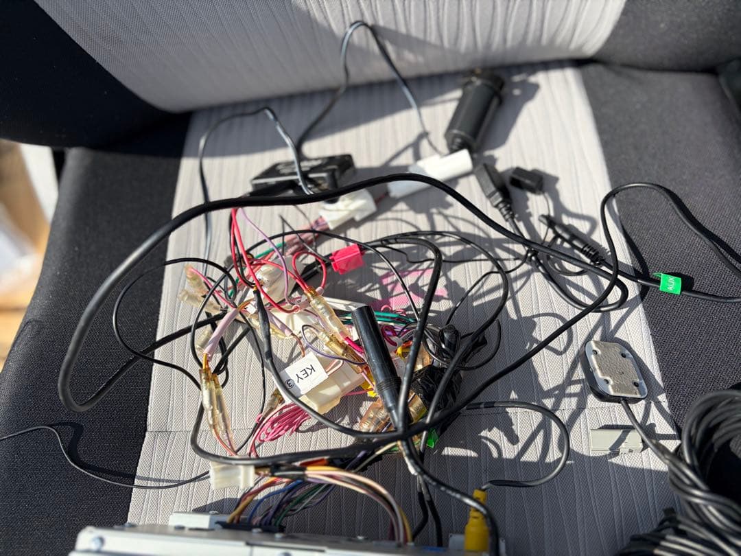 KENWOOD（ケンウッド）製 カーナビ　MDV-D306