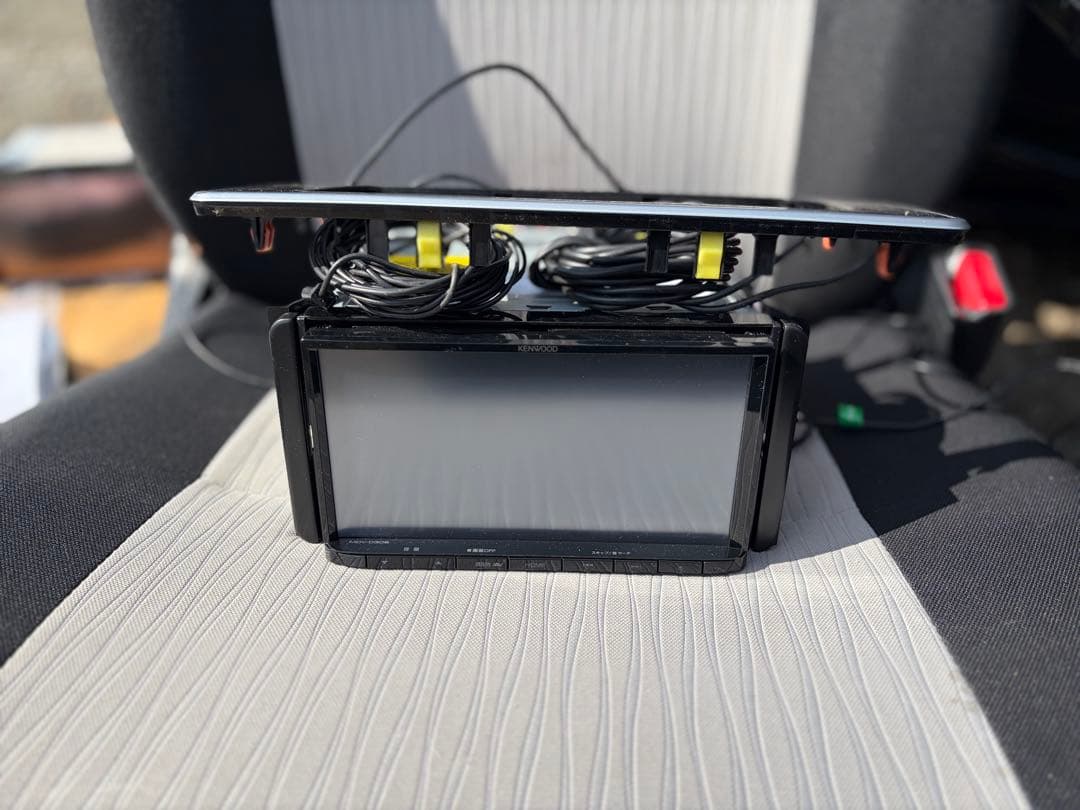 KENWOOD（ケンウッド）製 カーナビ　MDV-D306