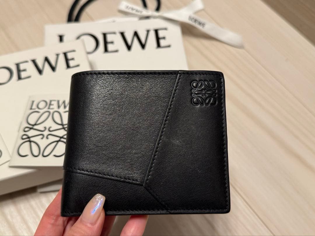 LOEWE パズル財布