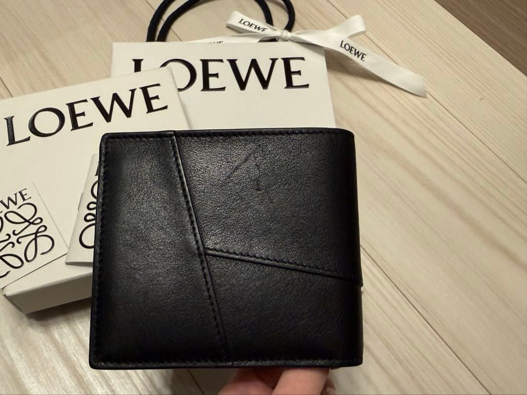 LOEWE パズル財布