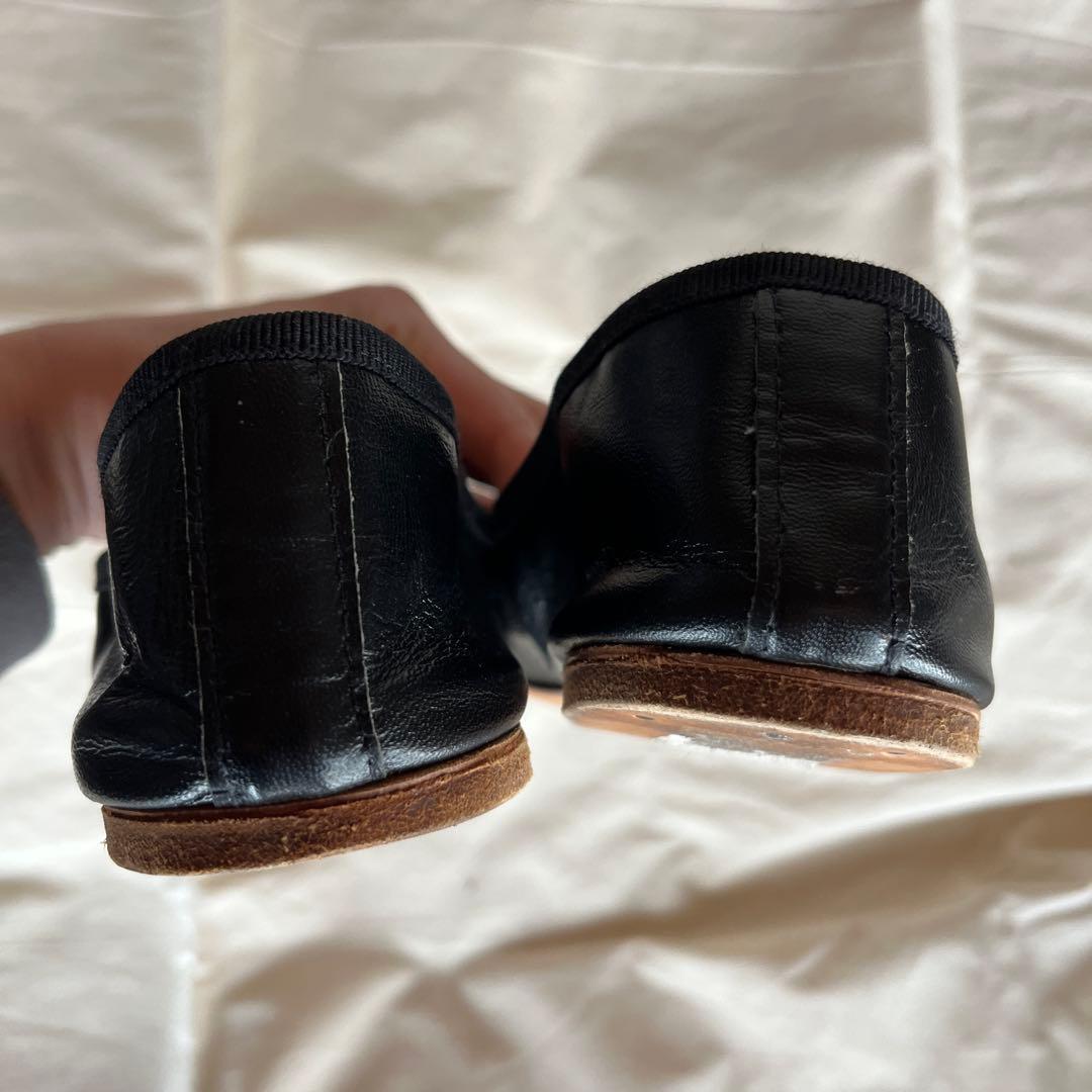 A.P.C. × E.PORSELLI レザーバレエシューズ ブラック フラット