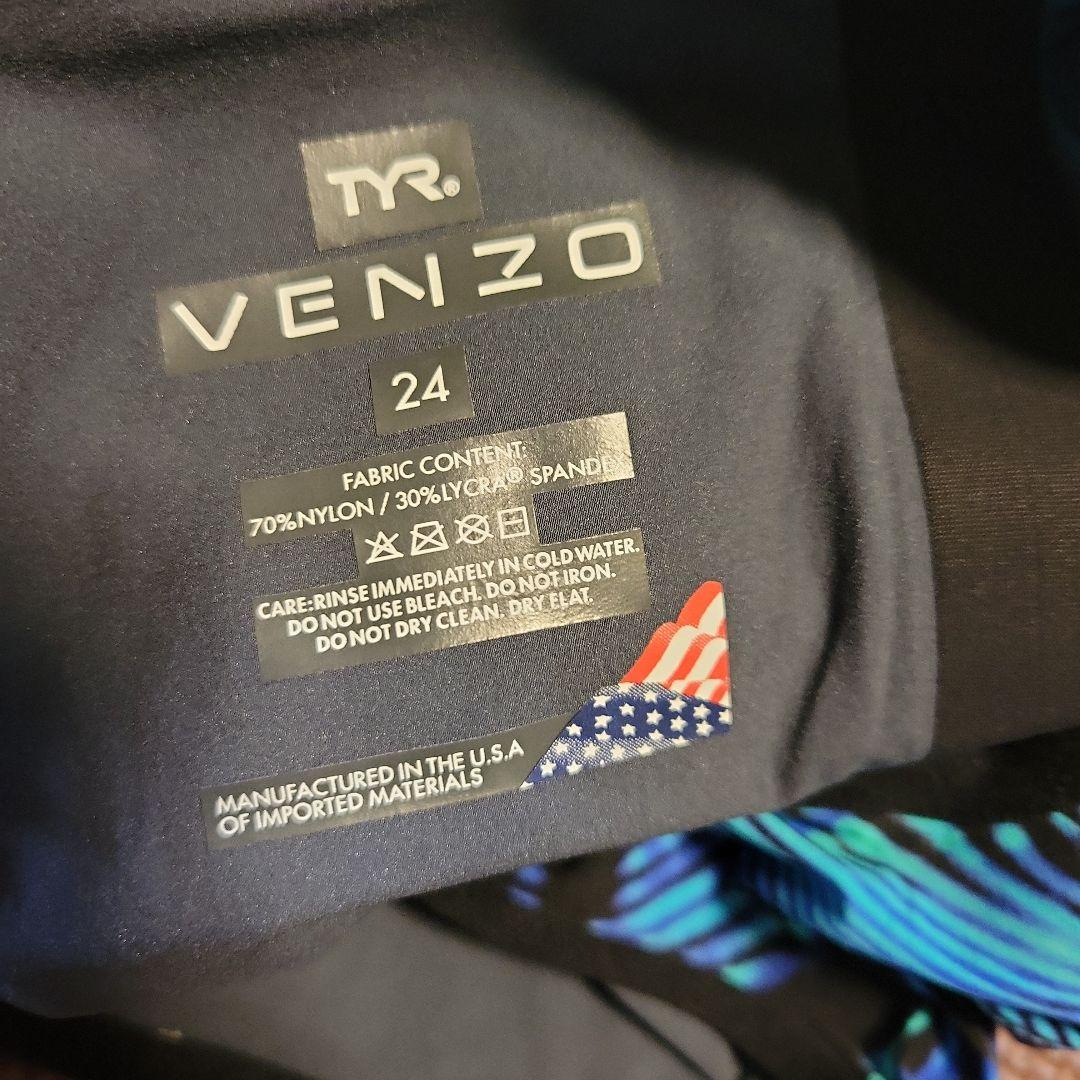 TYR VENZO 競泳水着 サイズ24