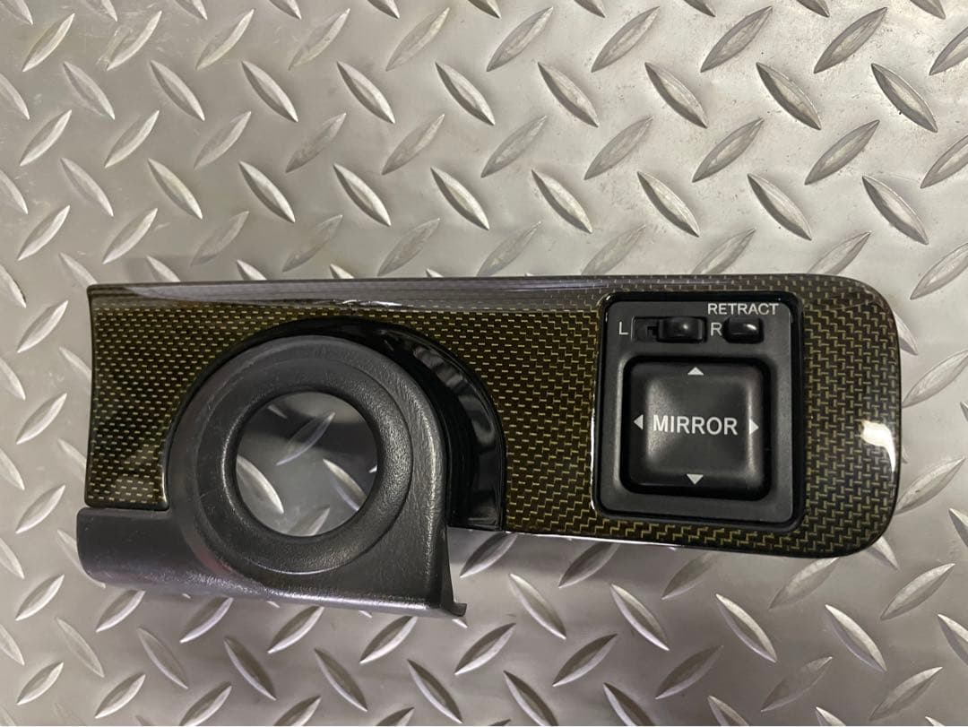 レア　希少　トヨタ　カーボン調パネル