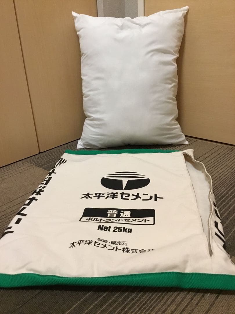 太平洋セメント　クッション　非売品　未使用品　レア