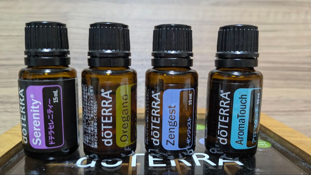 【値下げ】ドテラ エッセンシャルオイル 21本&木箱ケース