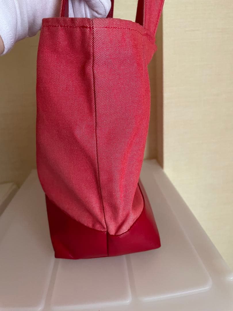 ファミリア　デニムバッグ　赤