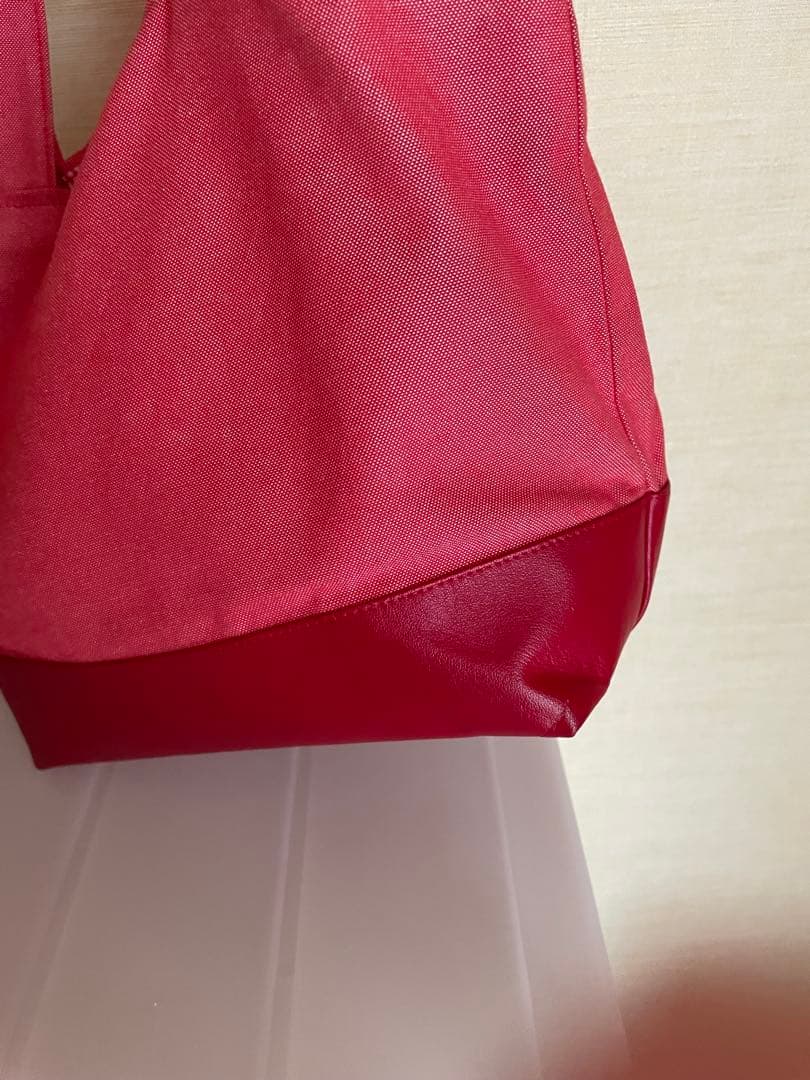 ファミリア　デニムバッグ　赤