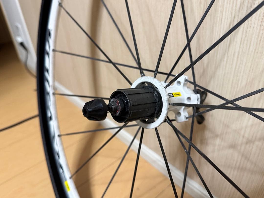 Mavic Ksyrium Equipe 700cホイール　シマノ11速