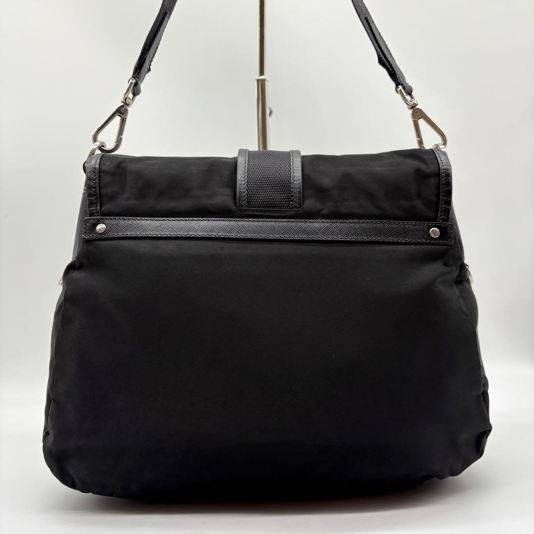 【極美品】PRADA ショルダーバッグ 三角ロゴプレート ナイロン サフィアーノ
