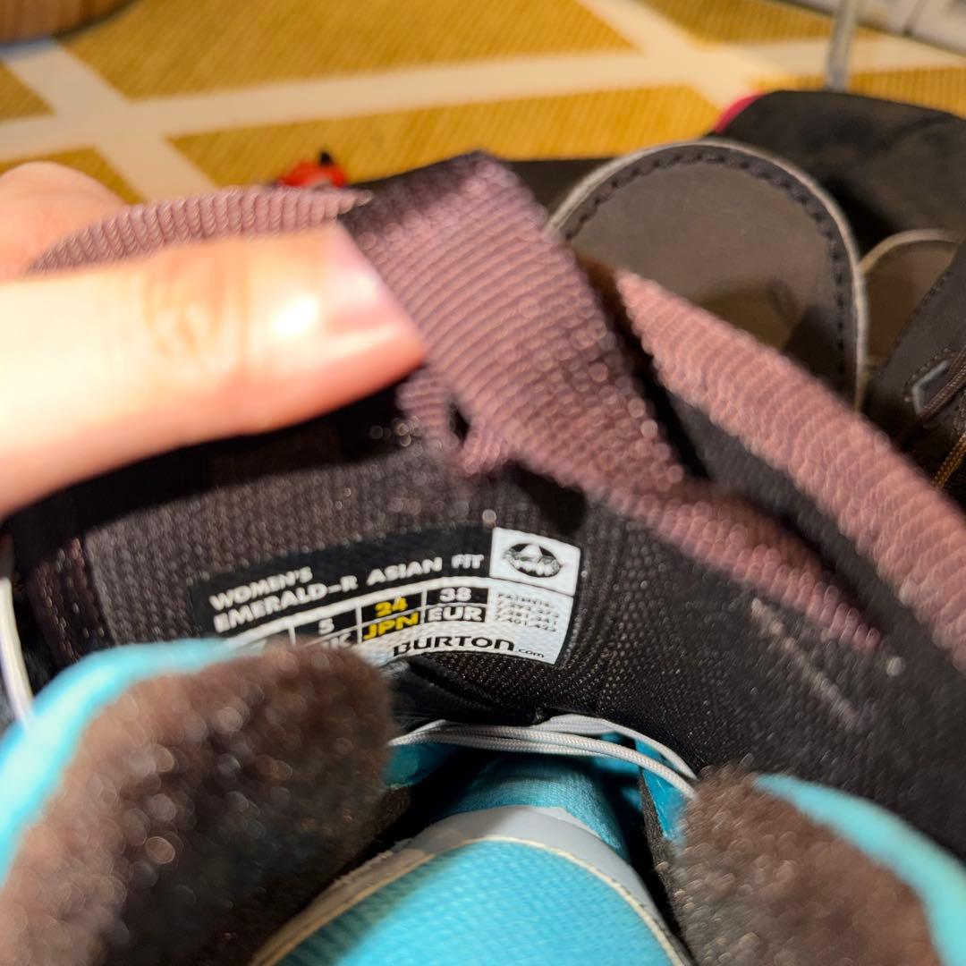 【断捨離しBurton 女性用スノーボードブーツ　24センチ