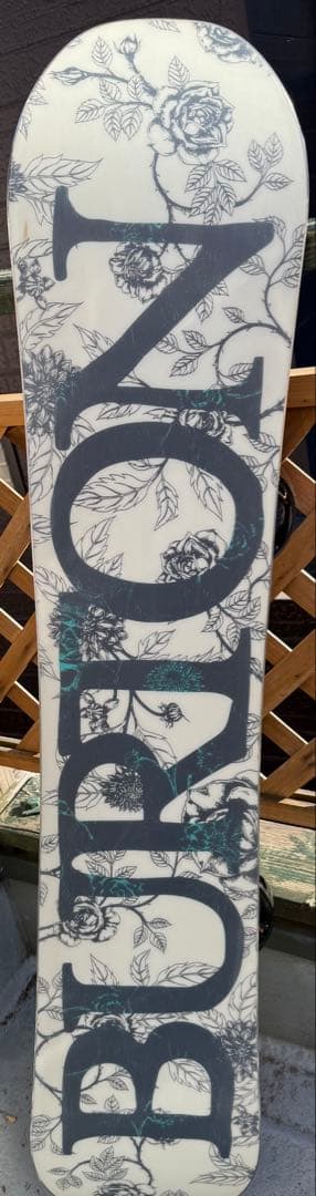 Burton スノーボード 花柄 バインディング付き