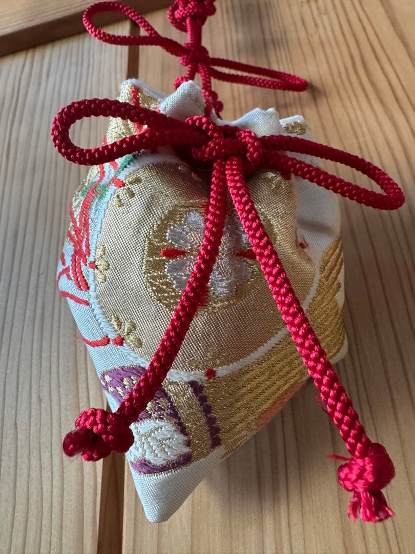 寅蔵様用　　詞梨勒　正絹雅楽模様(笙・鼓) 釈迦涅槃図より投薬の話