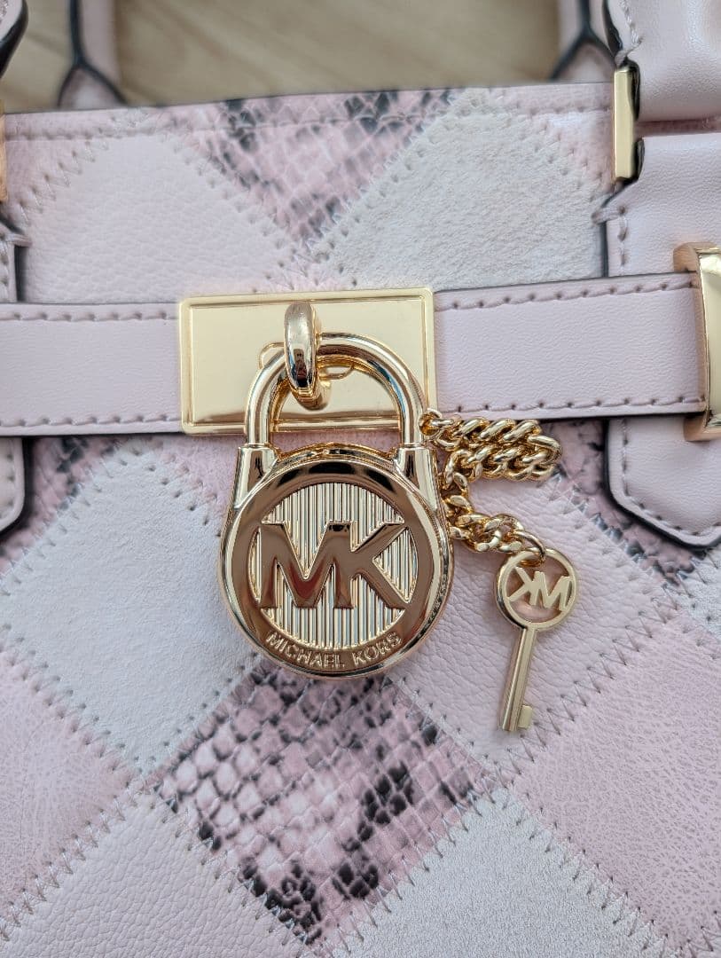 美品 MICHAEL KORS パイソン柄 ピンク 2WAYバッグ
