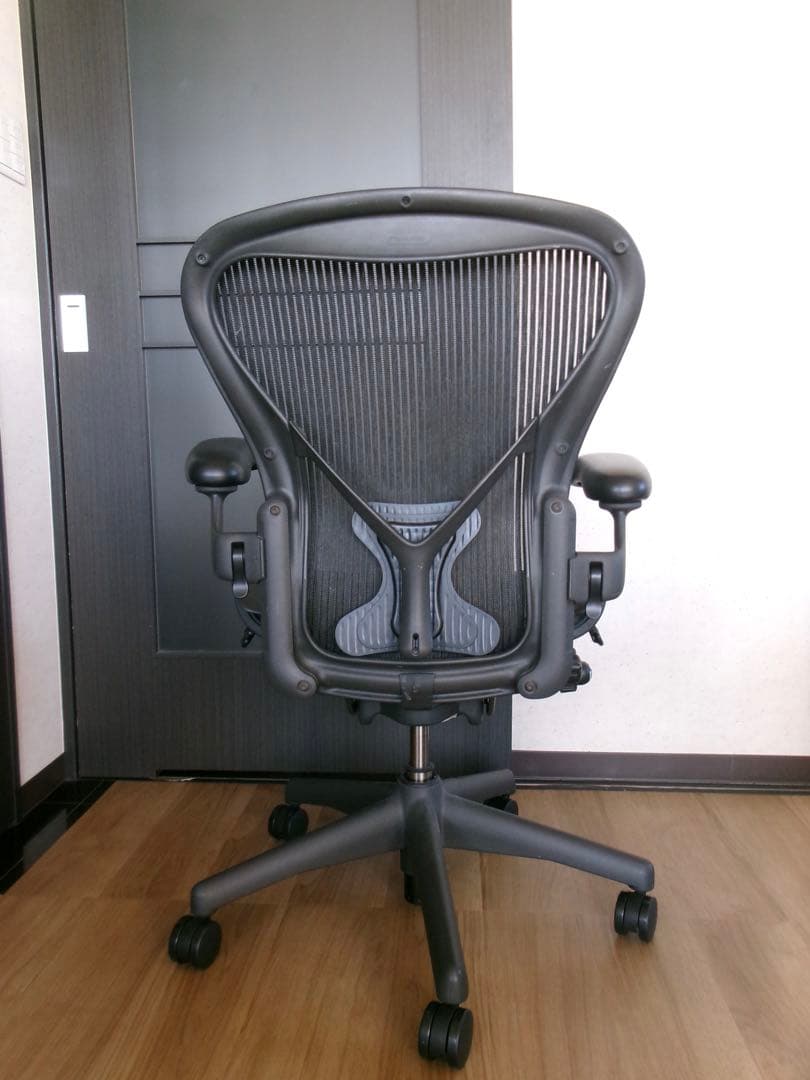 ハーマンミラー アーロンチェア クラシック フル装備 Bサイズ 送料込み
