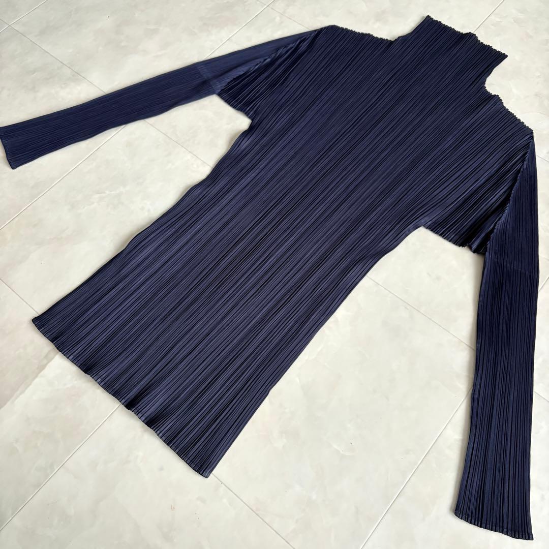 PLEATS PLEASE プリーツ ハイネック長袖 ネイビー 4 伸縮トップス