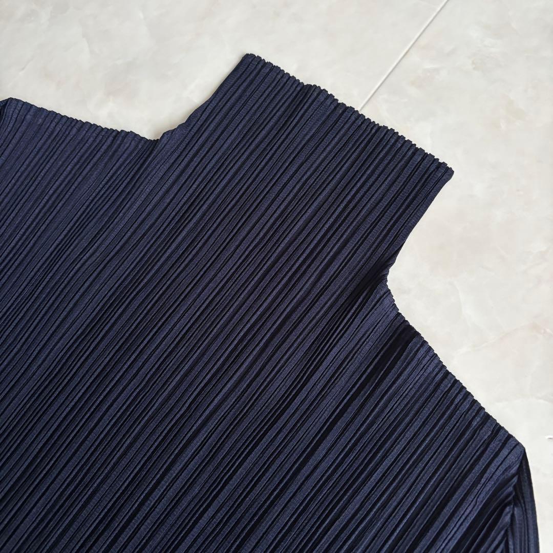 PLEATS PLEASE プリーツ ハイネック長袖 ネイビー 4 伸縮トップス