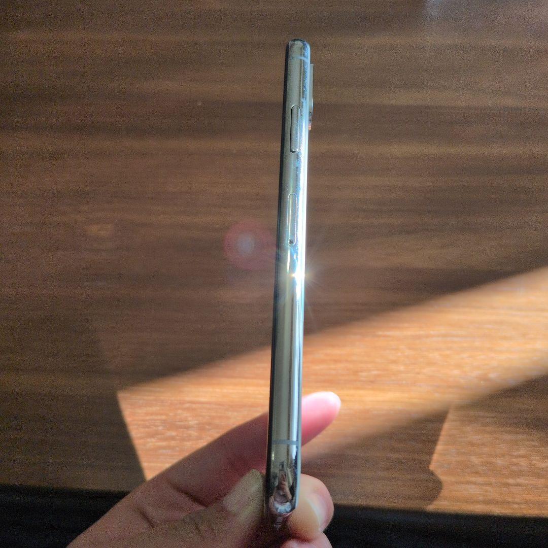 【値下げしました】iPhoneXs シルバー 256G 本体 SIMロック解除済