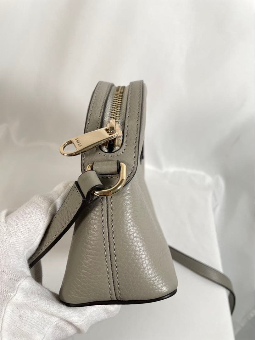 美品 FURLA フルラ ショルダーバッグ アテナ レザー グレー