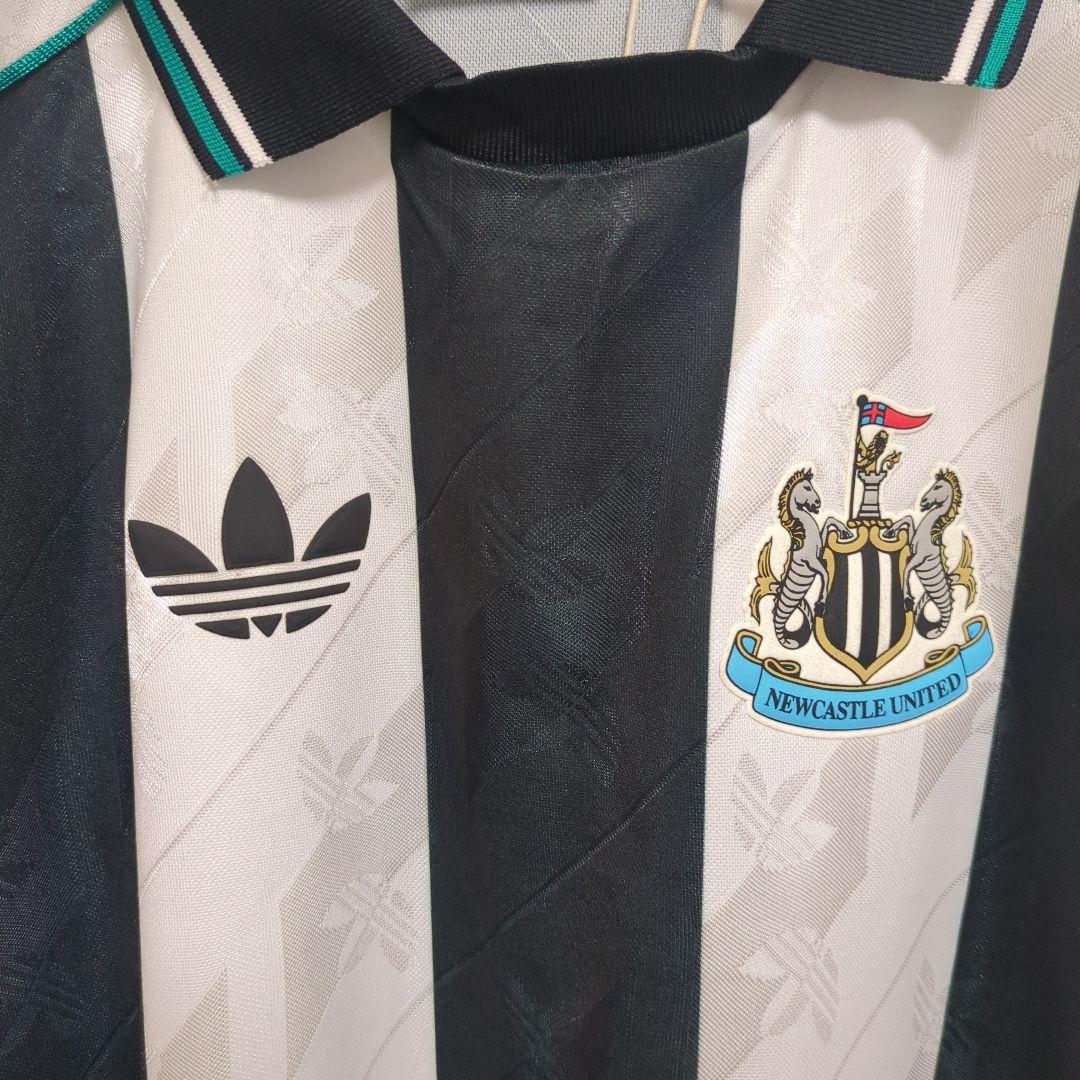 ニューカッスルユナイテッド　シャツ