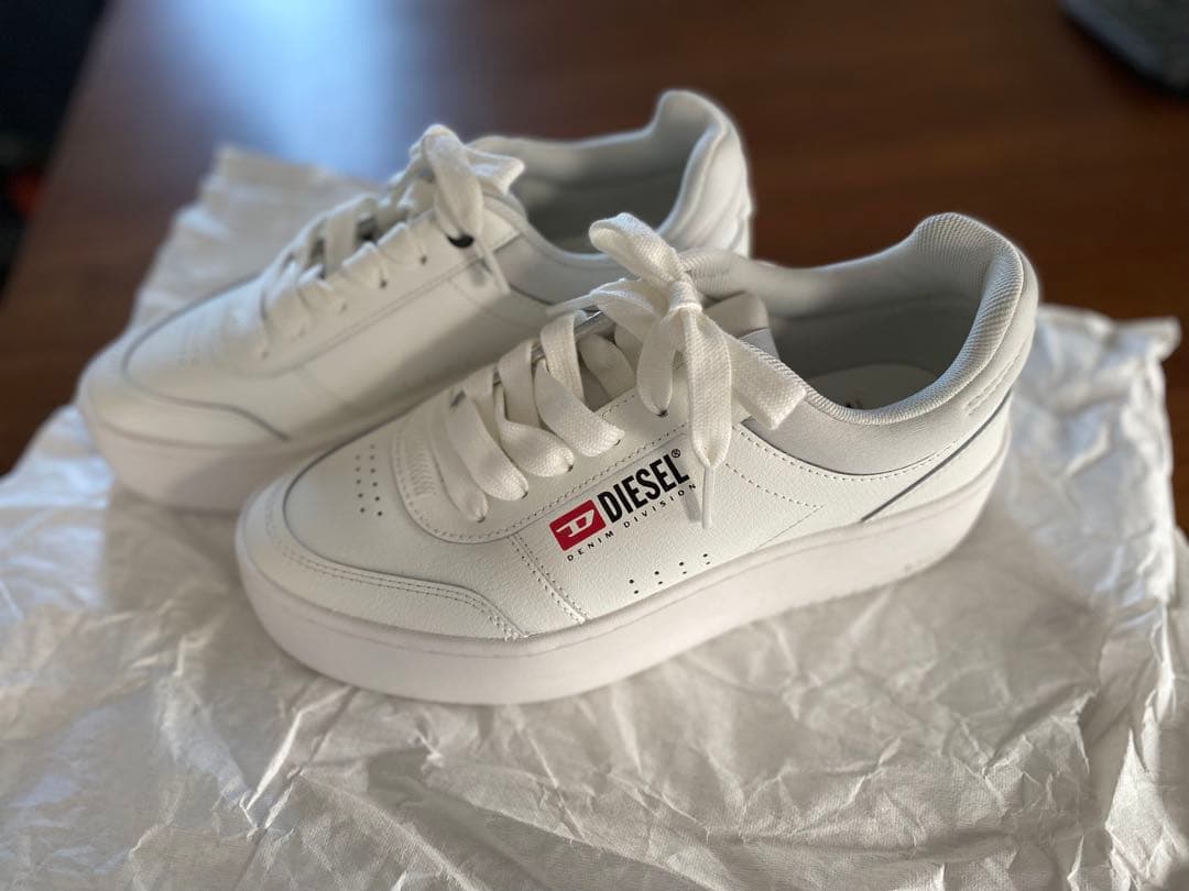 DIESEL ホワイト 厚底スニーカー デニムディビジョン