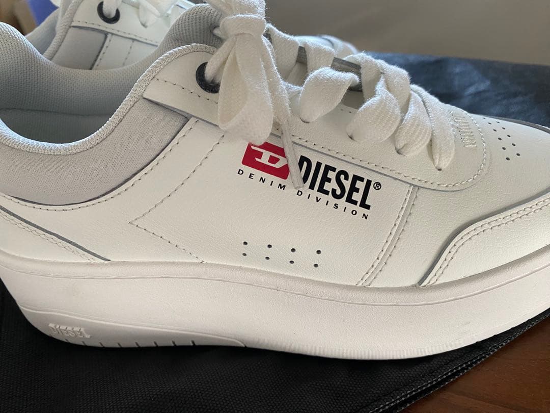 DIESEL ホワイト 厚底スニーカー デニムディビジョン