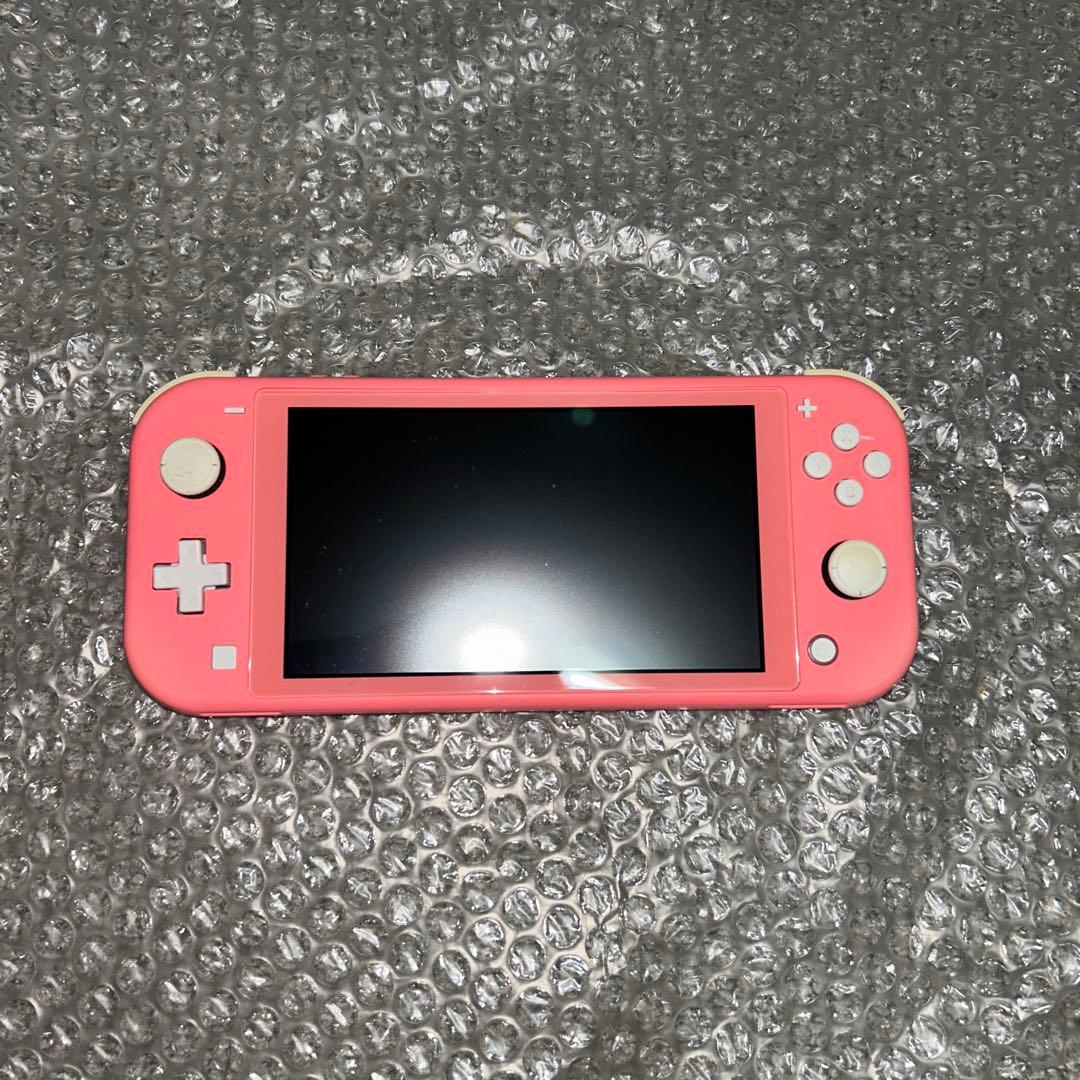 Nintendo SwitchLite 箱付き充電　アダプター無