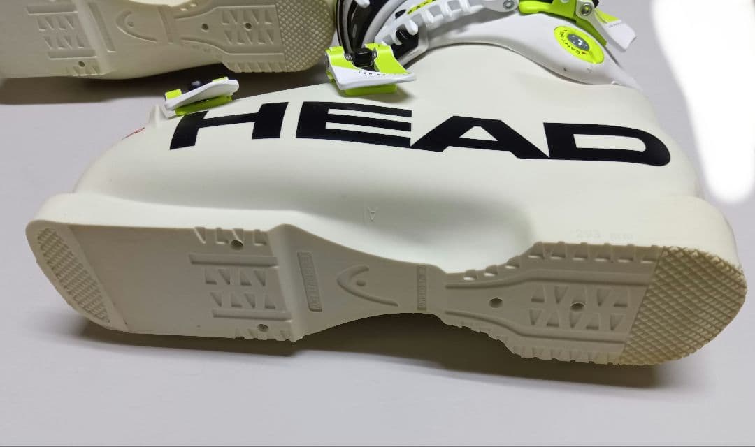 head　スキーブーツ未使用　25cm