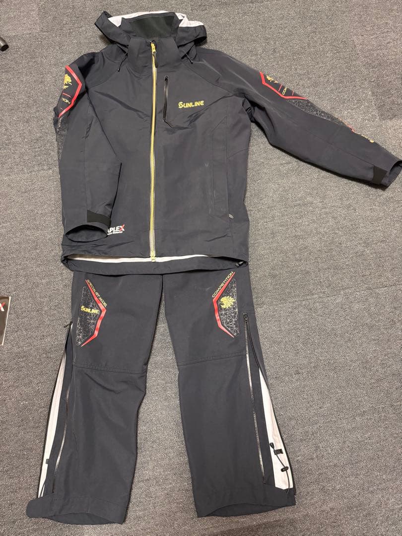 サンライン　DIAPLEX レインウェア　Lサイズ