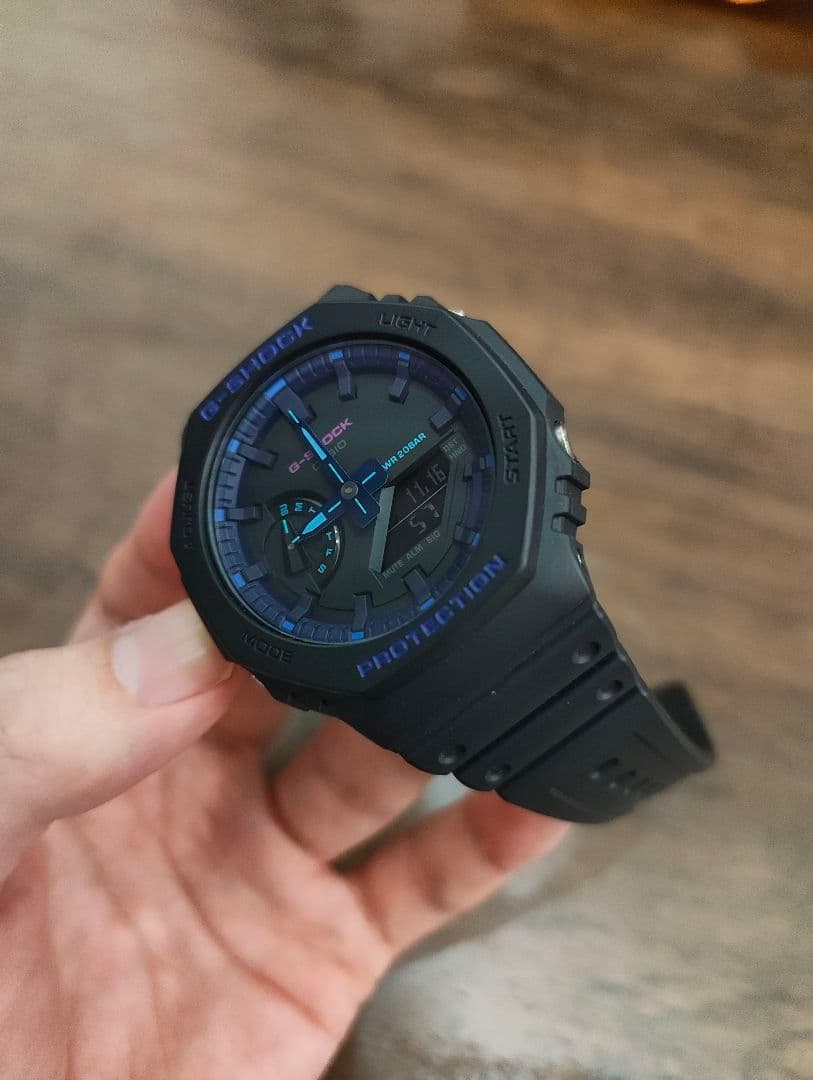 G-SHOCK　GA-2100VB-1A　アナデジ　海外モデル