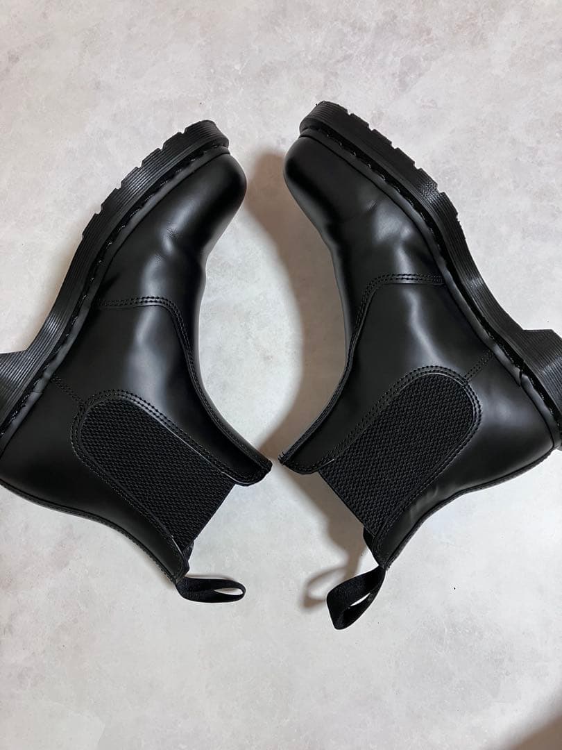 Dr.Martens 2976 MONO チェルシー ブーツ