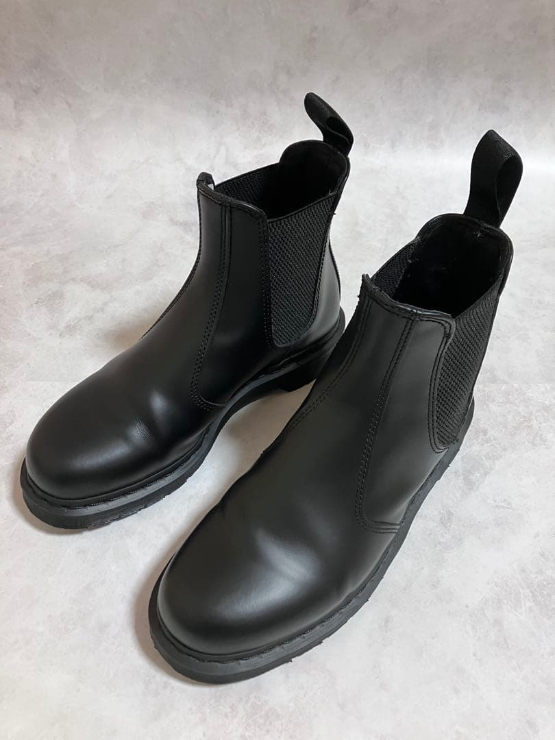 Dr.Martens 2976 MONO チェルシー ブーツ