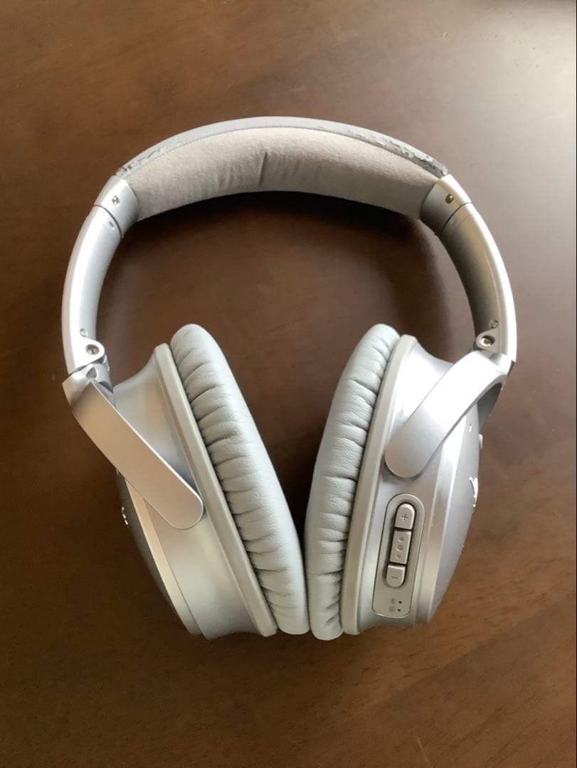 【希少】BOSE QuietComfort 35 ワイヤレスヘッドホン シルバー