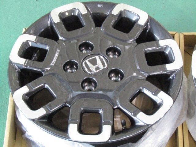 【新車外し品】ホンダ　GT系　フリード　Crosstar（クロスター）純正