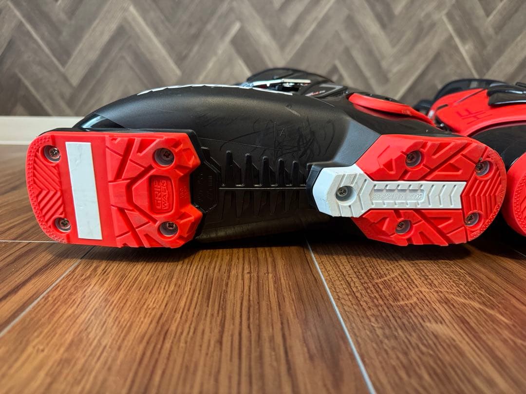 【中古品】ノルディカ リアエントリー スキーブーツ HF90R