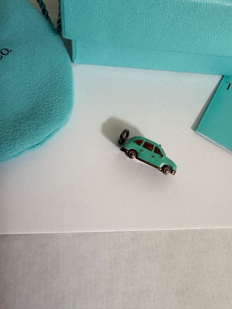 『セール』中(˃̵ᴗ˂̵) 明日まで！Tiffany&Coペンダントトップ銀ミニカー