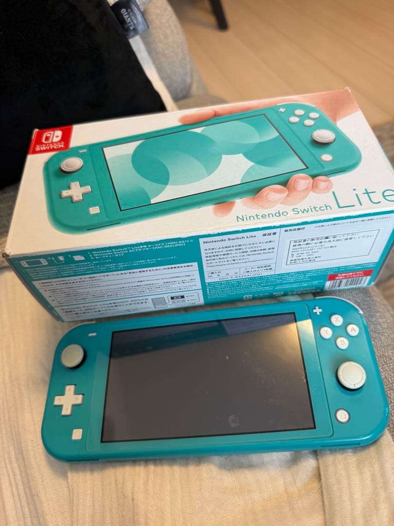Nintendo Switch Lite ターコイズ　ブルー　スイッチ