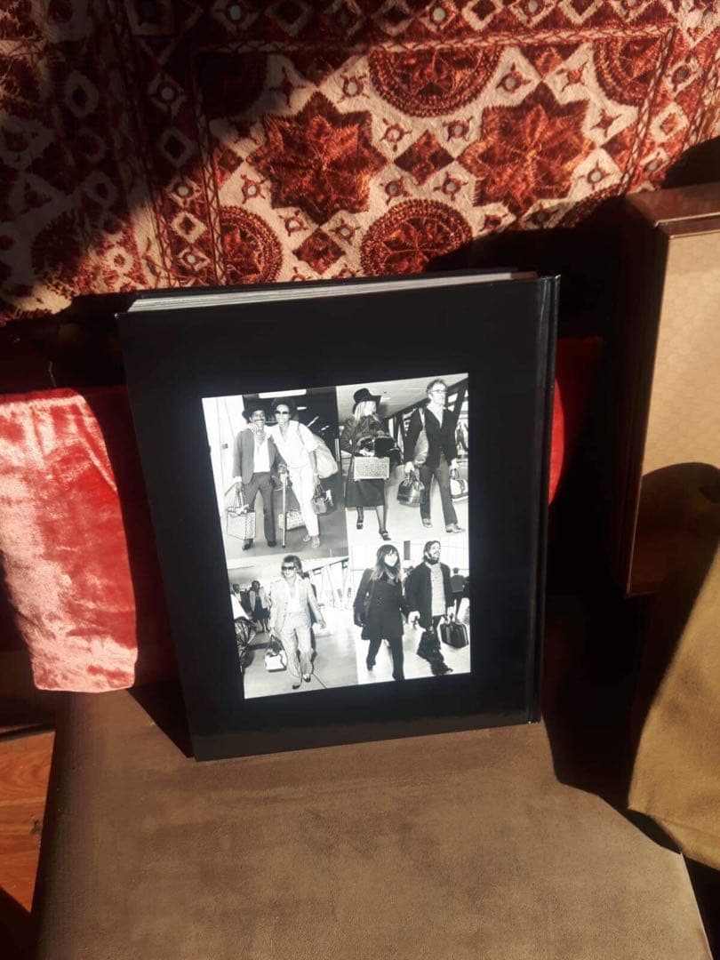 アート・デザイン・音楽 Book of Gucci by Gucci Limited Edition