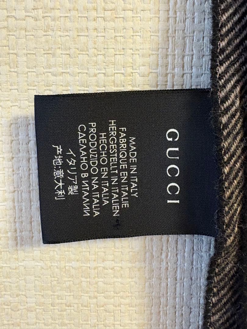 GUCCI グレー系 マフラー