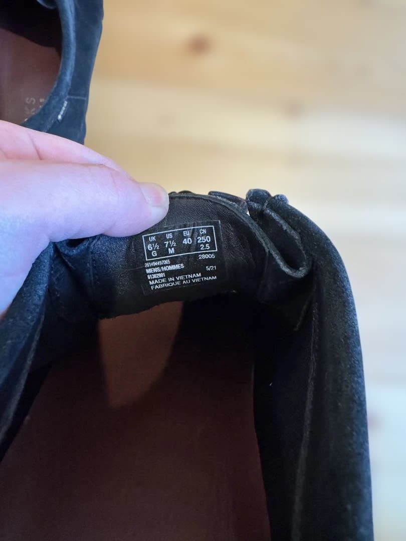 クラークス ワラビーゴアテックス GORE-TEX